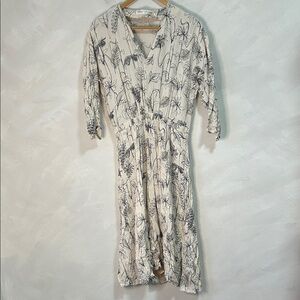Inwear Reannel white dress with plant print monstera modest short sleeve midi
